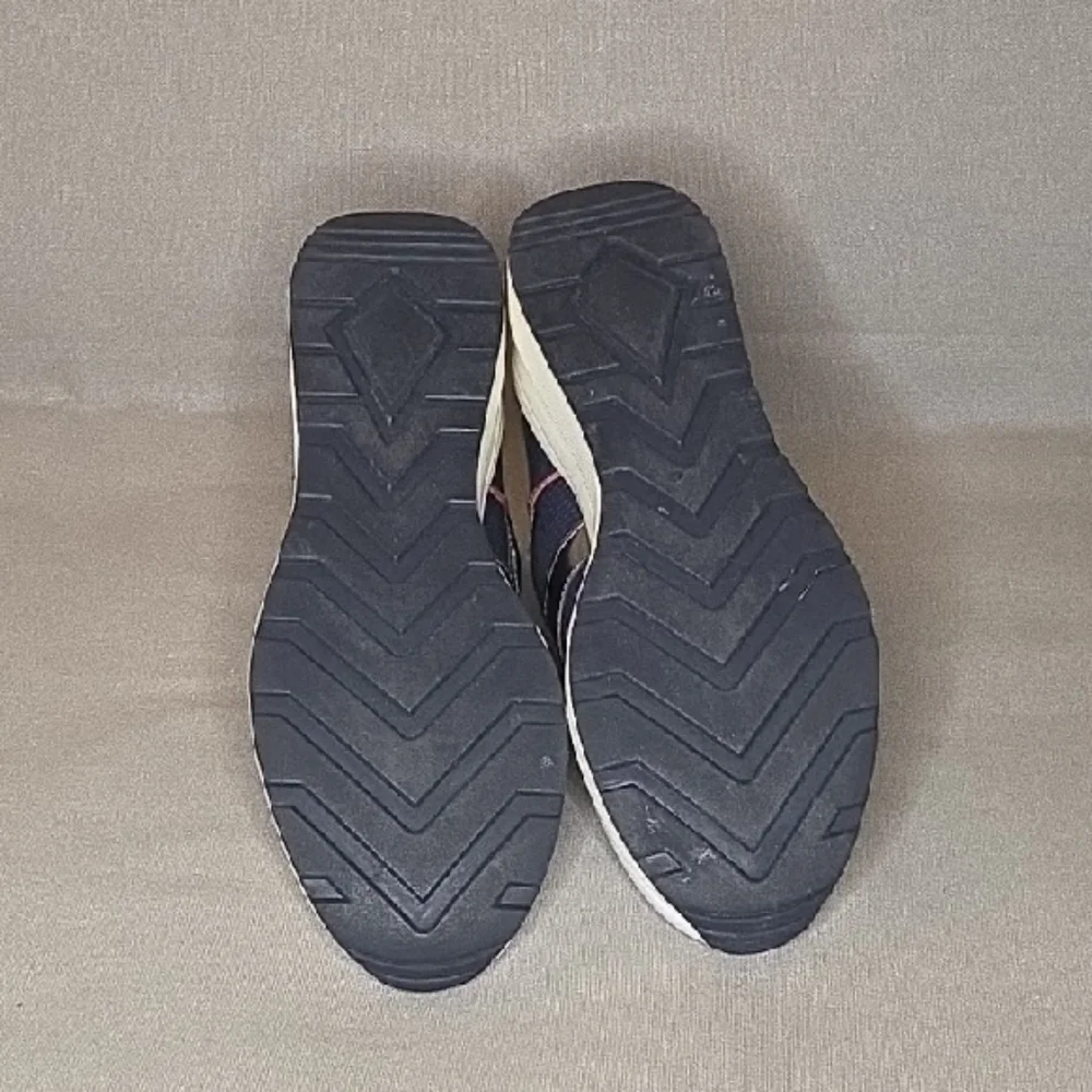 NWOT Michael Kors Hilda Knit & Leather Sock Wedge Heel Lace Up Trainers Sneakers - Picture 4 of 5